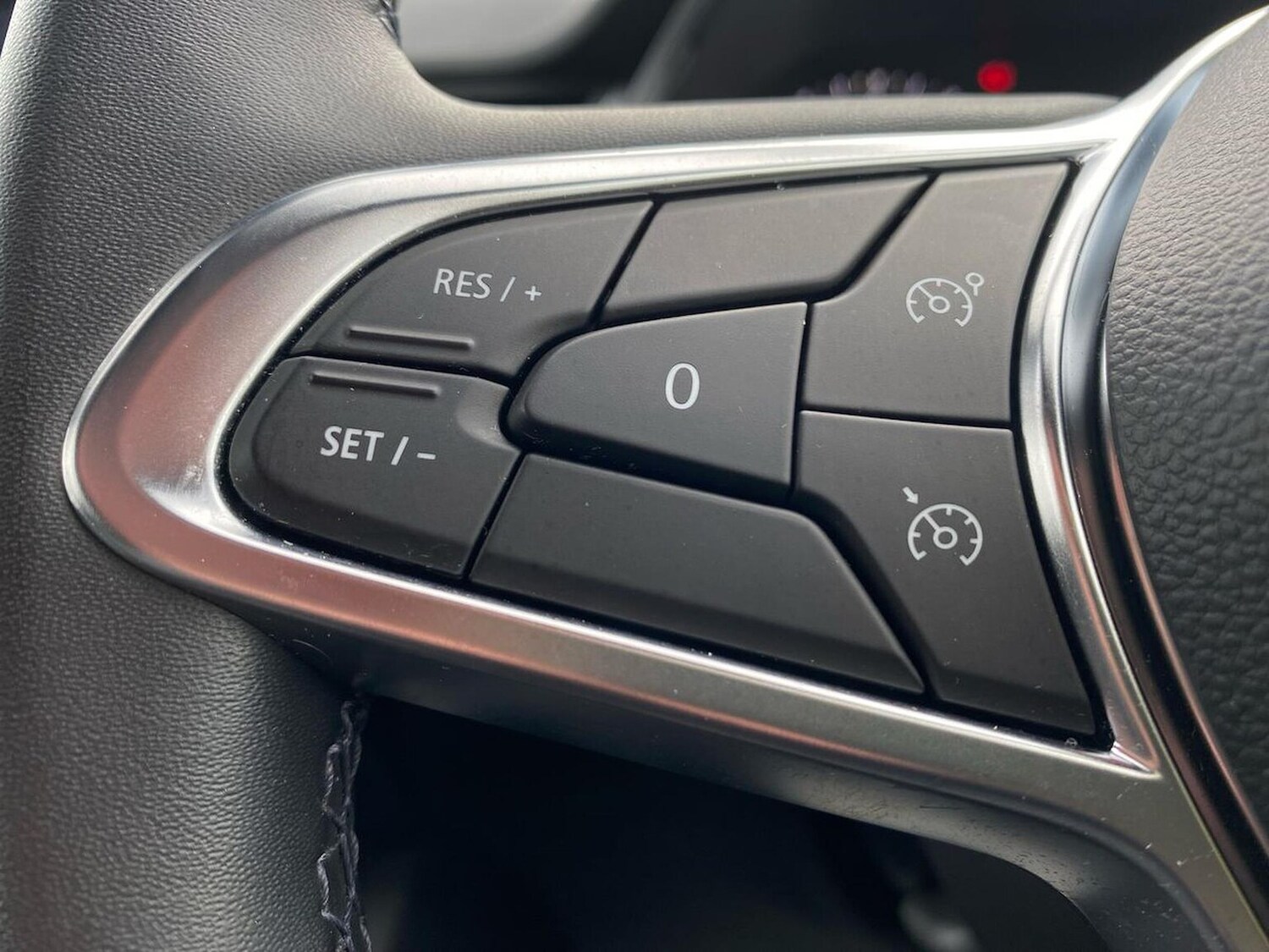 Used Renault Captur 2024 for sale - 76566574: Photo 27