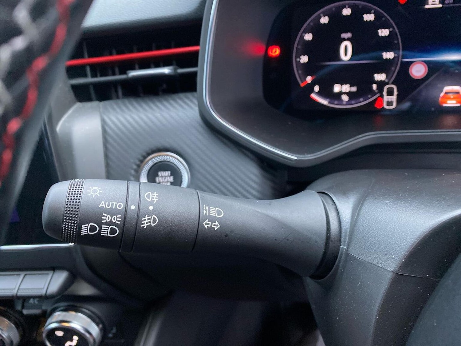 Used Renault Clio 2022 for sale - 77906714: Photo 28