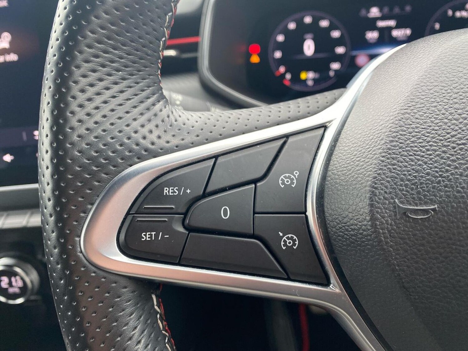 Used Renault Clio 2023 for sale - 78191606: Photo 29