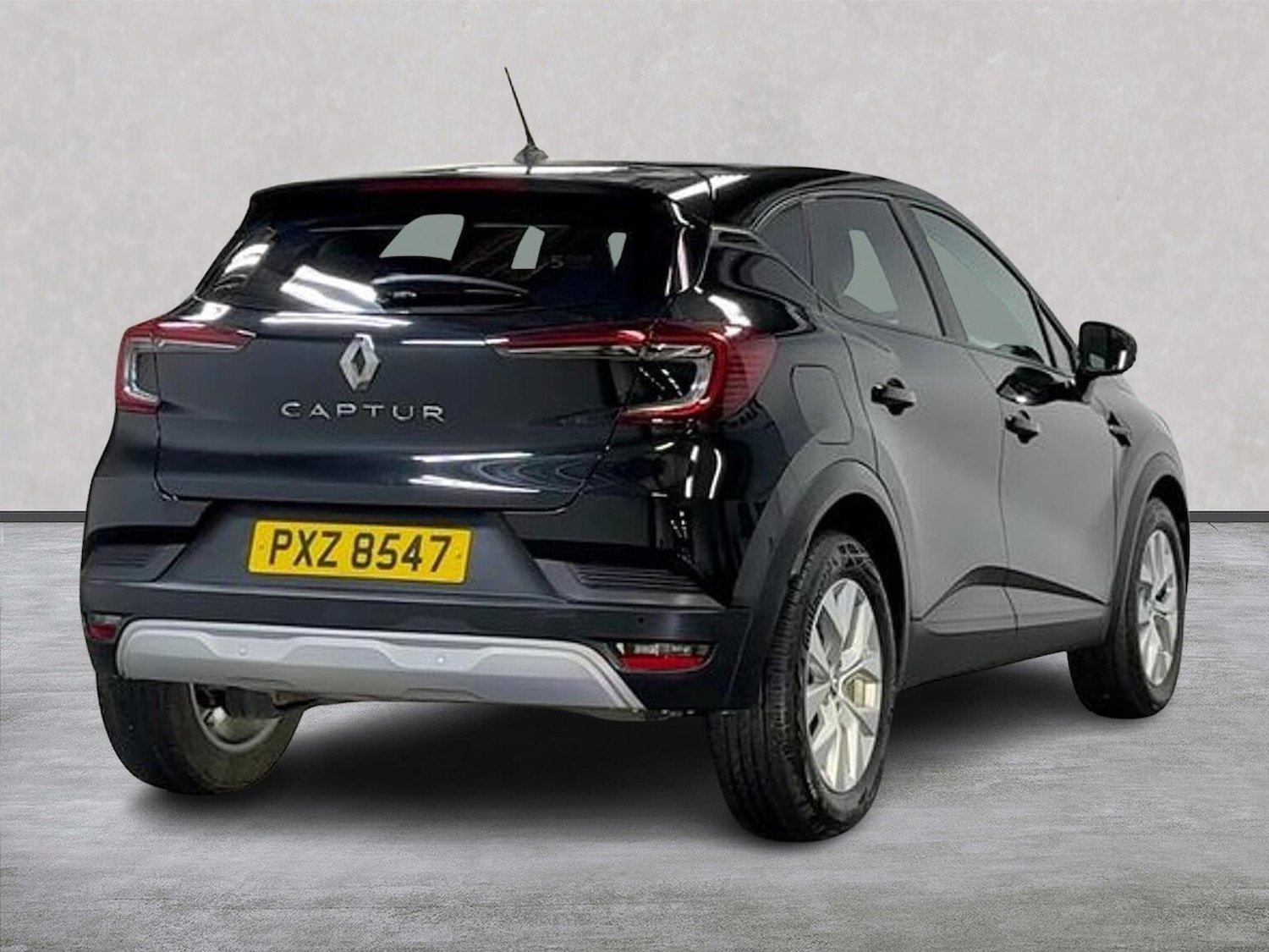 Used Renault Captur 2021 for sale - 76643507: Photo 18