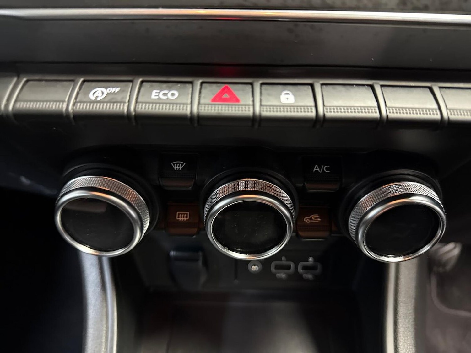 Used Renault Captur 2021 for sale - 76643507: Photo 22