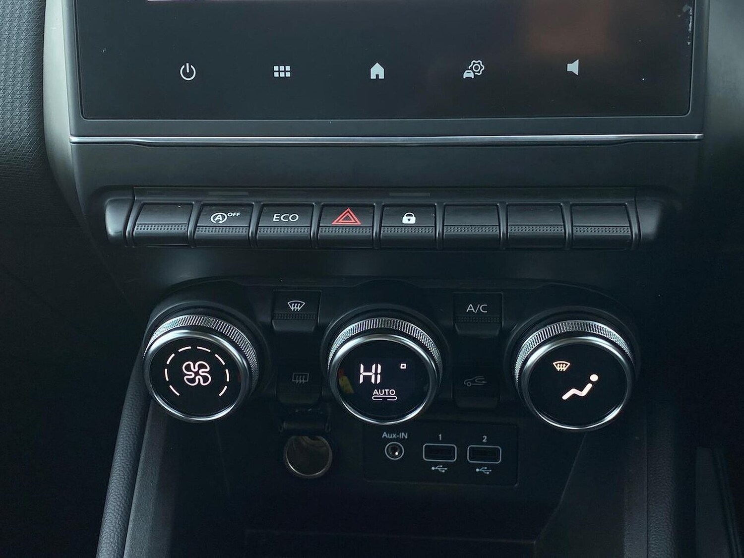 Used Renault Clio 2023 for sale - 76357883: Photo 12