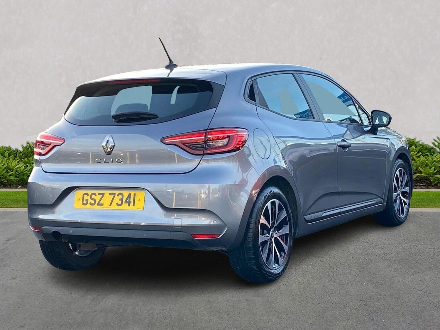 Used Renault Clio 2023 for sale - 76357883: Photo 18