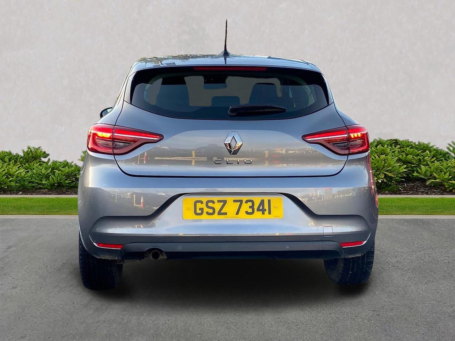 Used Renault Clio 2023 for sale - 76357883: Photo 4