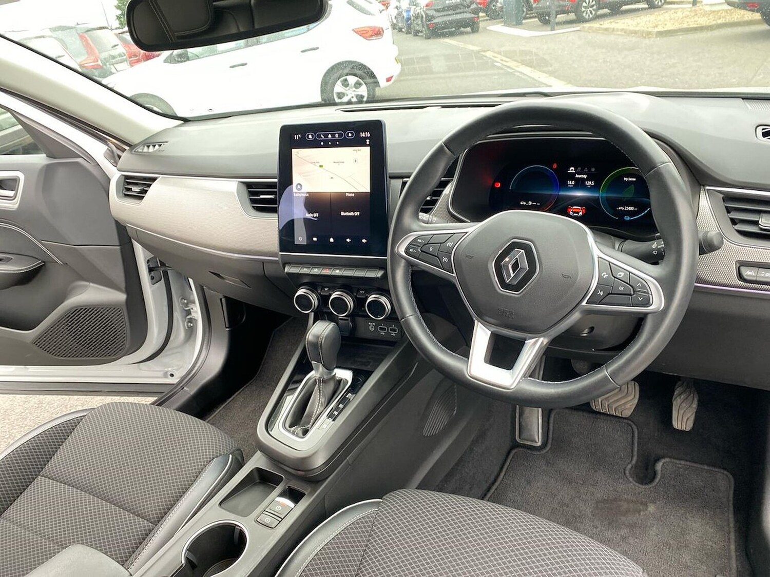 Used Renault Arkana 2023 for sale - 76681716: Photo 15