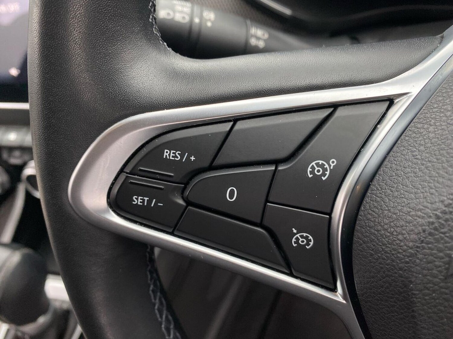 Used Renault Arkana 2023 for sale - 76681716: Photo 25