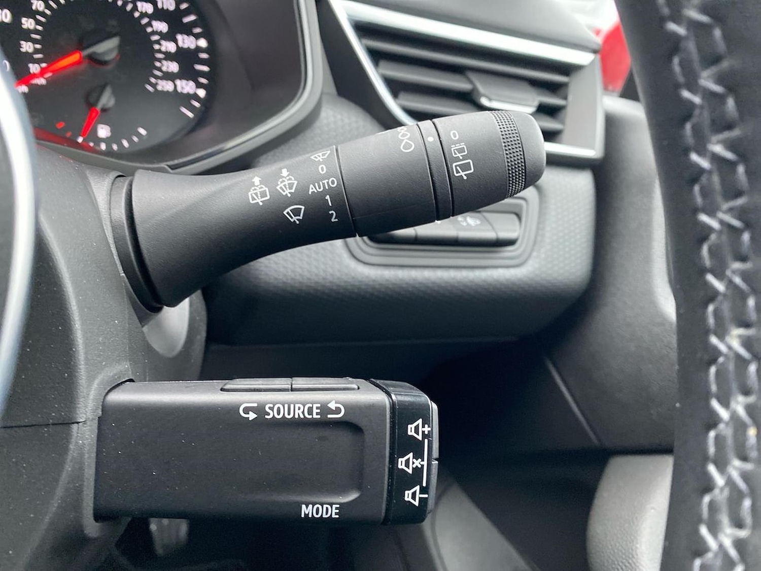 Used Renault Clio 2022 for sale - 76588597: Photo 26