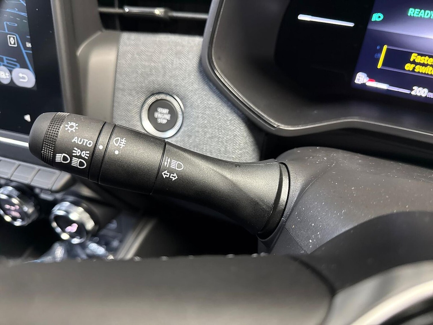 Used Renault Clio 2025 for sale - 77488526: Photo 26