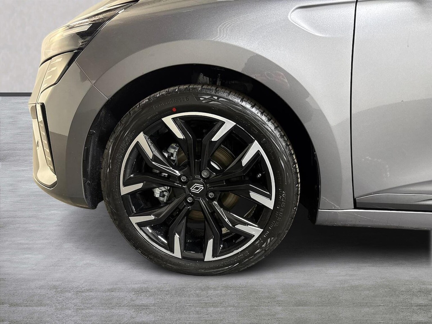 Used Renault Clio 2025 for sale - 77488526: Photo 6