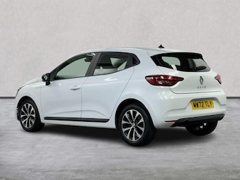 Used Renault Clio 2023 for sale - 79451096: Photo