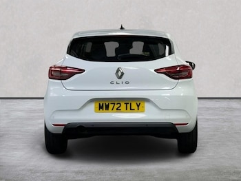 Used Renault Clio 2023 for sale - 79451096: Photo