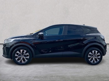 Used Renault Captur 2026 for sale - 79266677: Photo