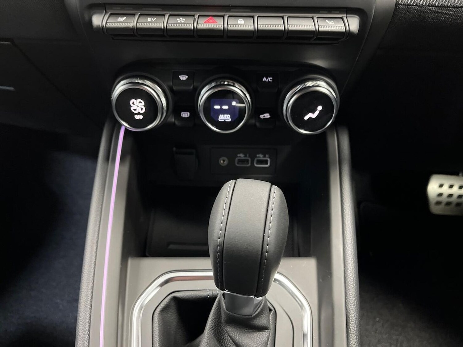 Used Renault Clio 2025 for sale - 77033404: Photo 10