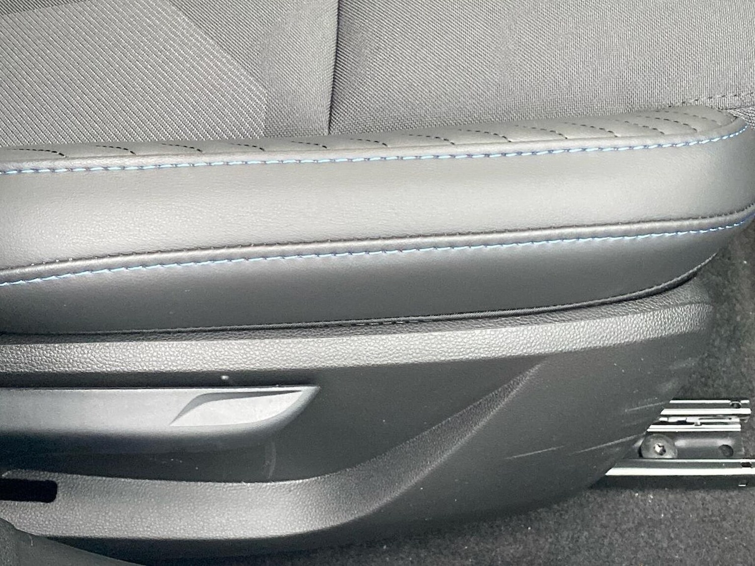 Used Renault Clio 2025 for sale - 77033414: Photo 27