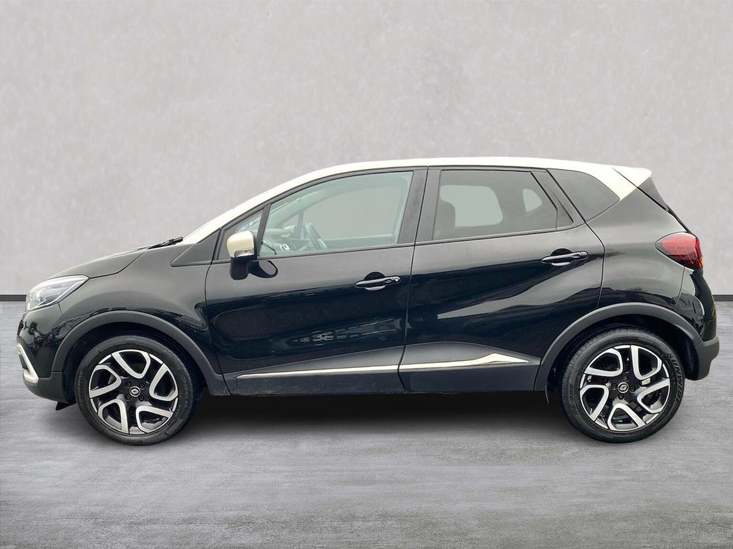 Used Renault Captur 2018 for sale - 76566585: Photo 19