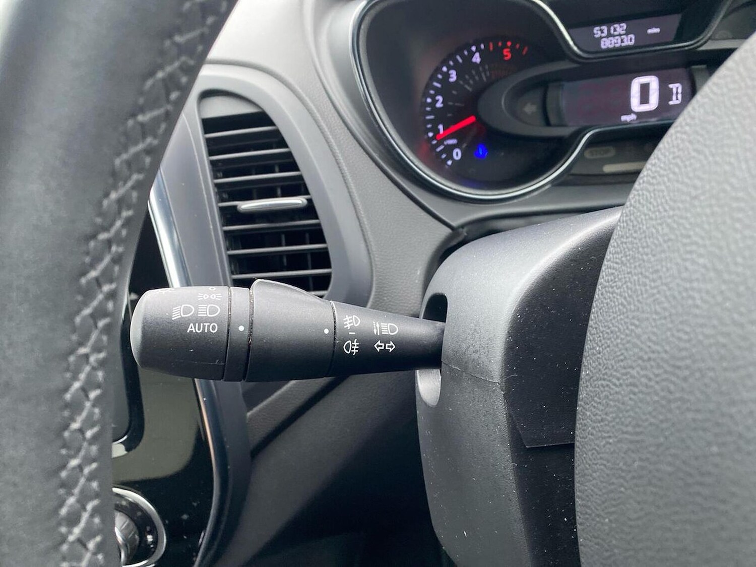 Used Renault Captur 2018 for sale - 76566585: Photo 27