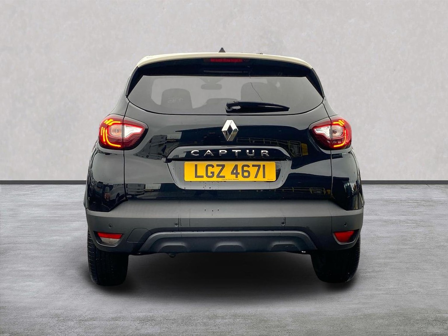 Used Renault Captur 2018 for sale - 76566585: Photo 4