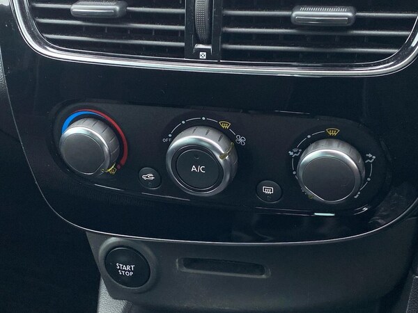 Used Renault Clio 2019 for sale - 76159484: Photo 12