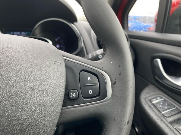 Used Renault Clio 2019 for sale - 76159484: Photo 24