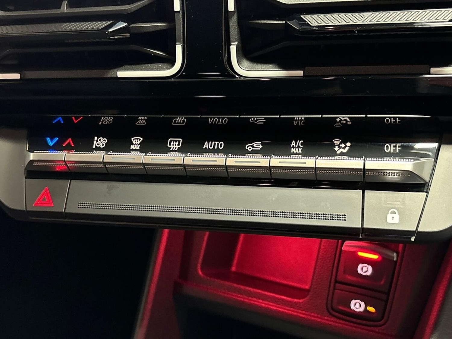 Used Renault 5 2025 for sale - 77489648: Photo 12