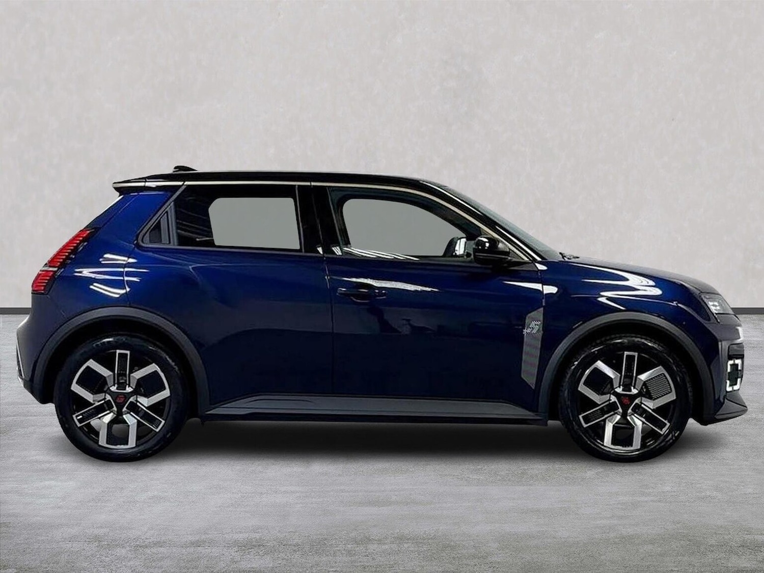 Used Renault 5 2025 for sale - 77489648: Photo 3