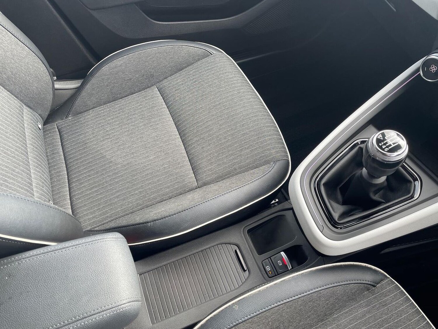 Used Renault Clio 2023 for sale - 78211139: Photo 15