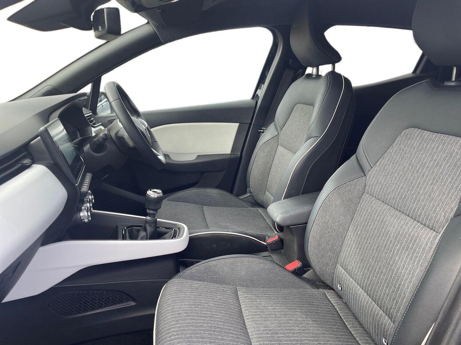 Used Renault Clio 2023 for sale - 78211139: Photo 9