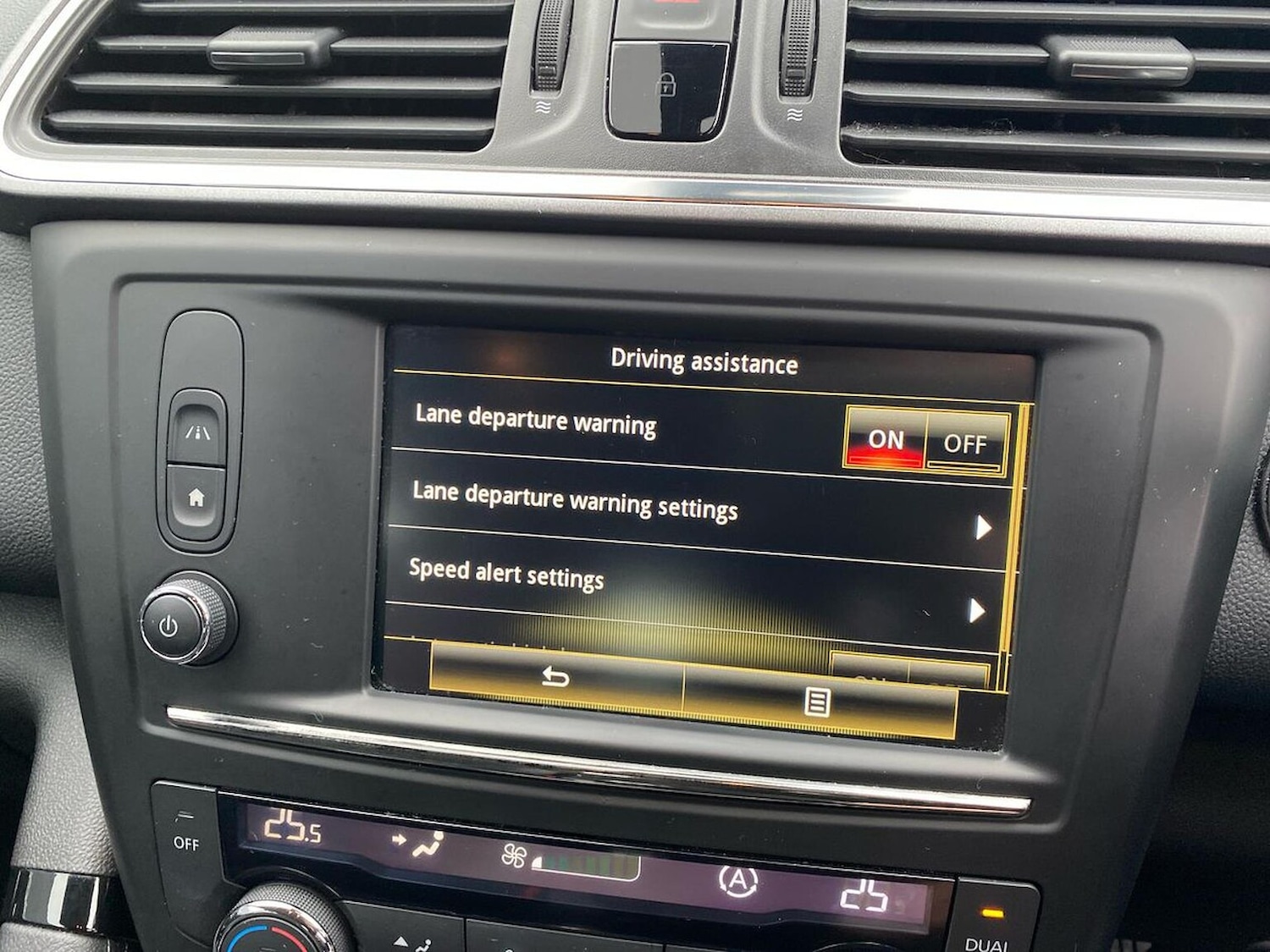 Used Renault Kadjar 2018 for sale - 76455232: Photo 25