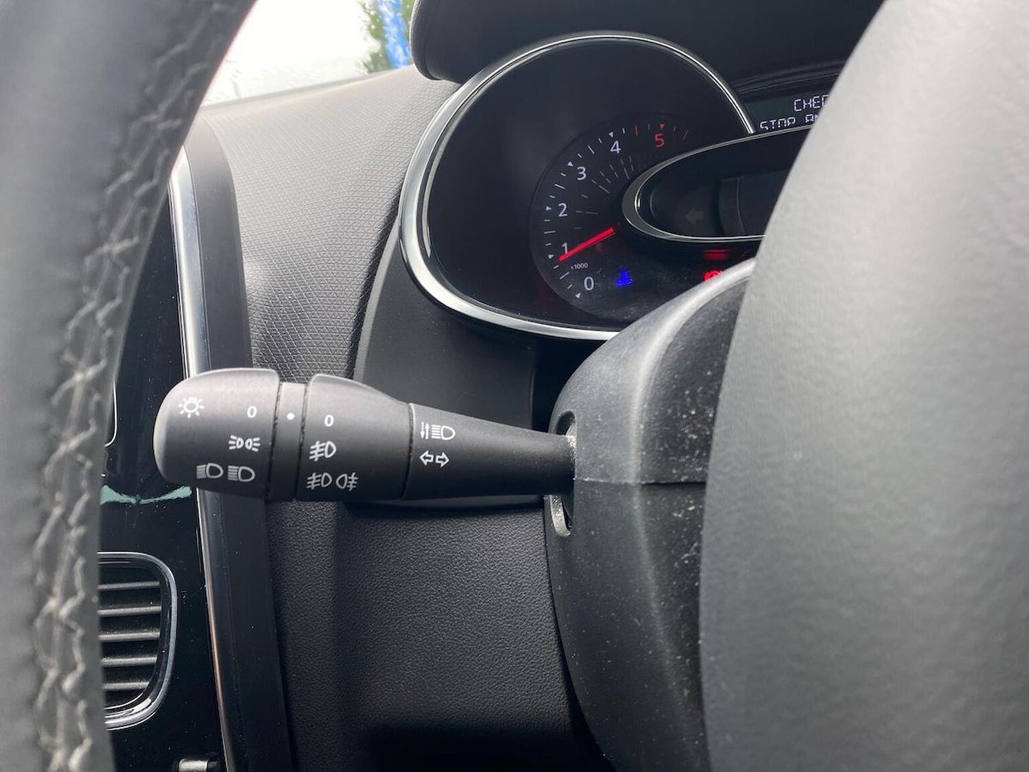 Used Renault Clio 2019 for sale - 77489632: Photo 27