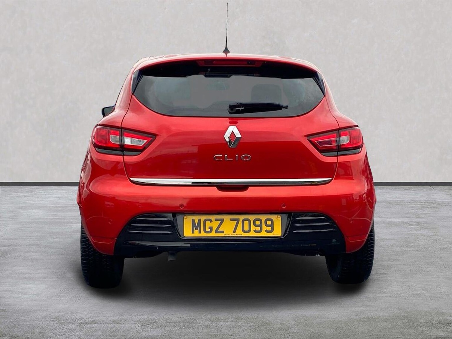 Used Renault Clio 2019 for sale - 77489632: Photo 4