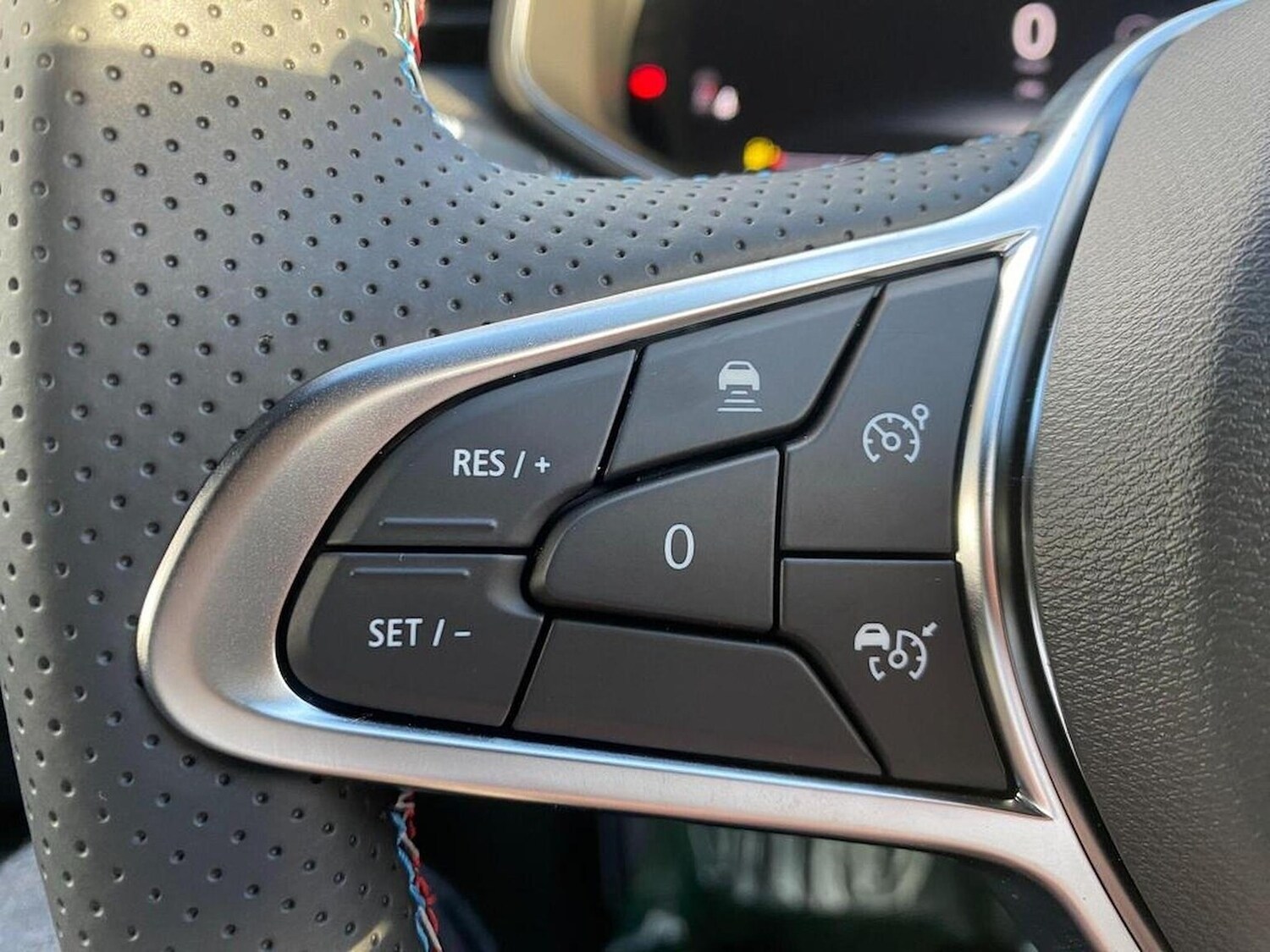 Used Renault Clio 2025 for sale - 77033411: Photo 23