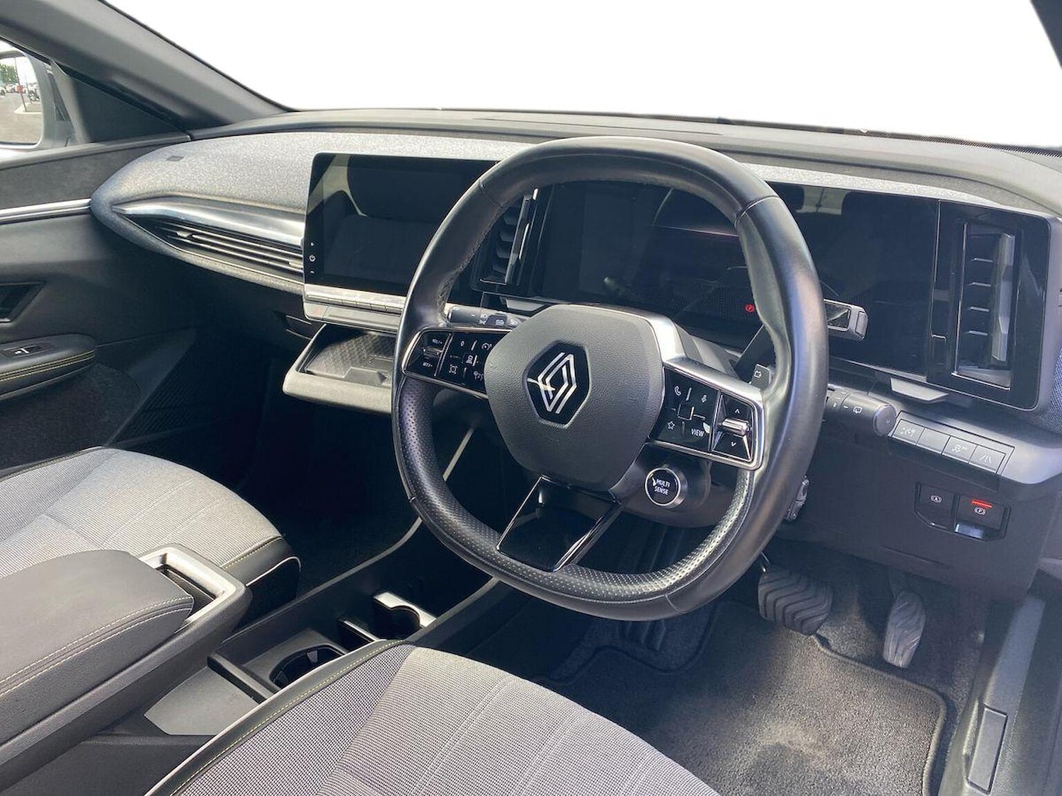 Used Renault Megane E Tech 2023 for sale - 76450566: Photo 15