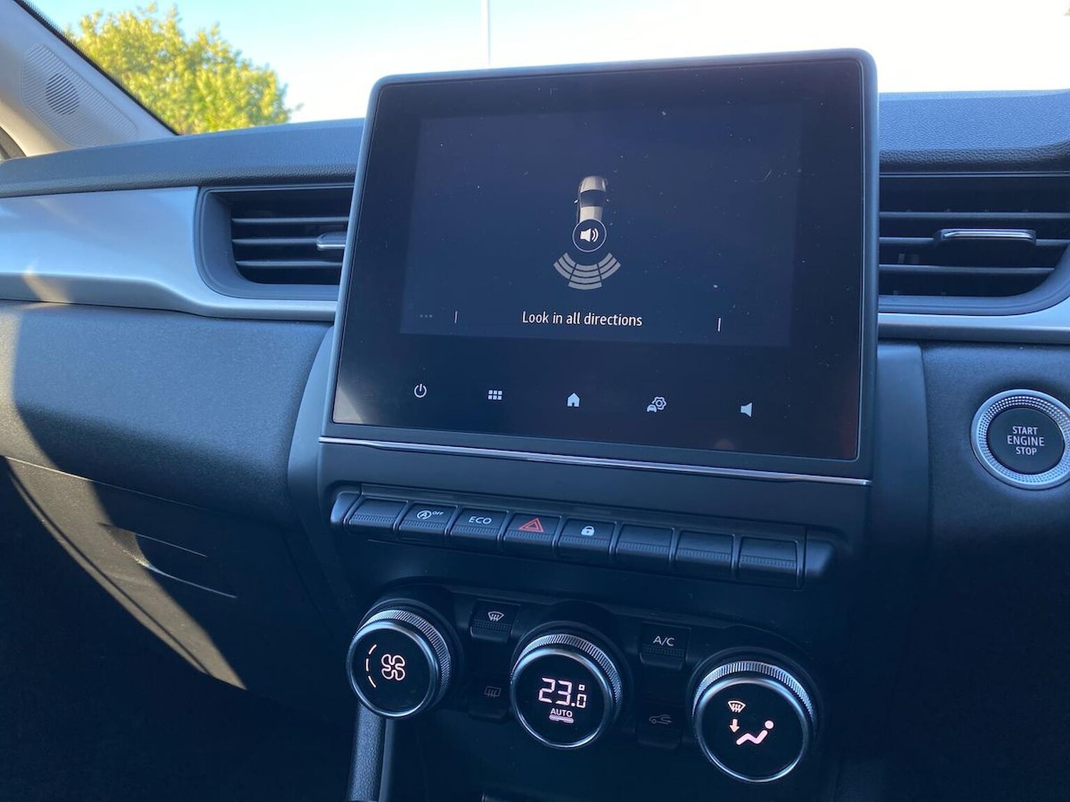 Used Renault Captur 2022 for sale - 76566572: Photo 23