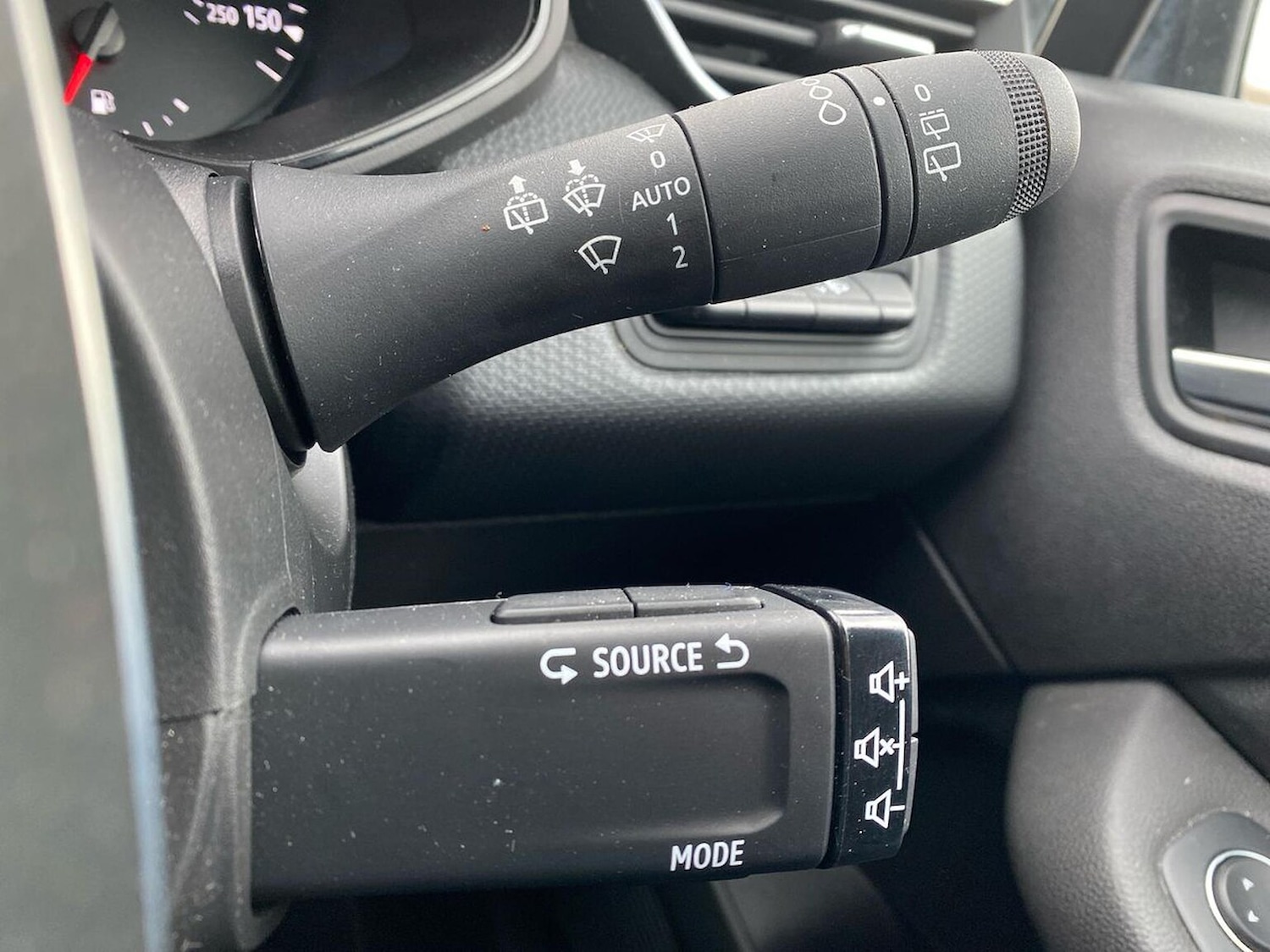 Used Renault Clio 2022 for sale - 78191630: Photo 31