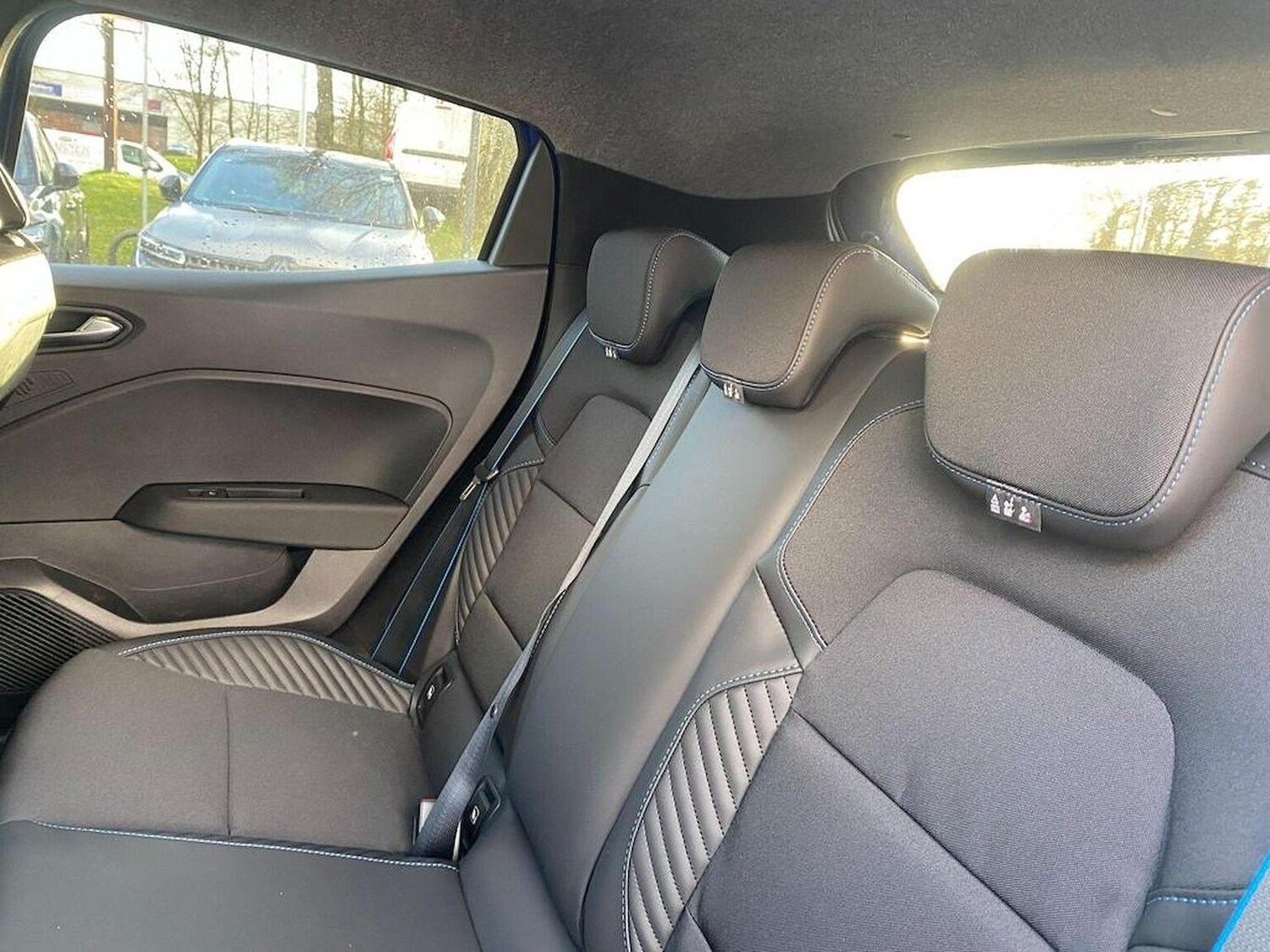 Used Renault Clio 2025 for sale - 77033412: Photo 14