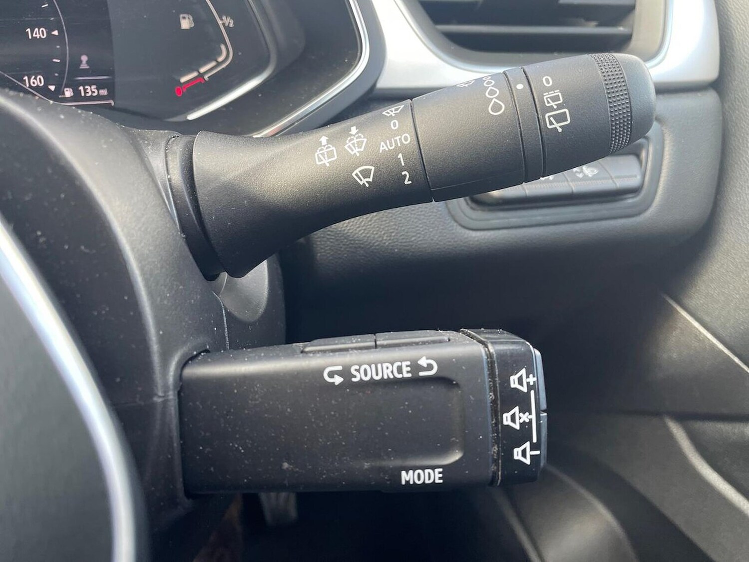 Used Renault Captur 2023 for sale - 78191631: Photo 29