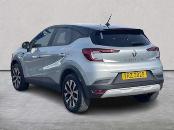 Used Renault Captur 2022 for sale - 78191640: Photo