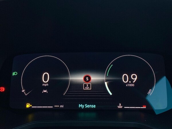 Used Renault Clio 2025 for sale - 76144242: Photo 10