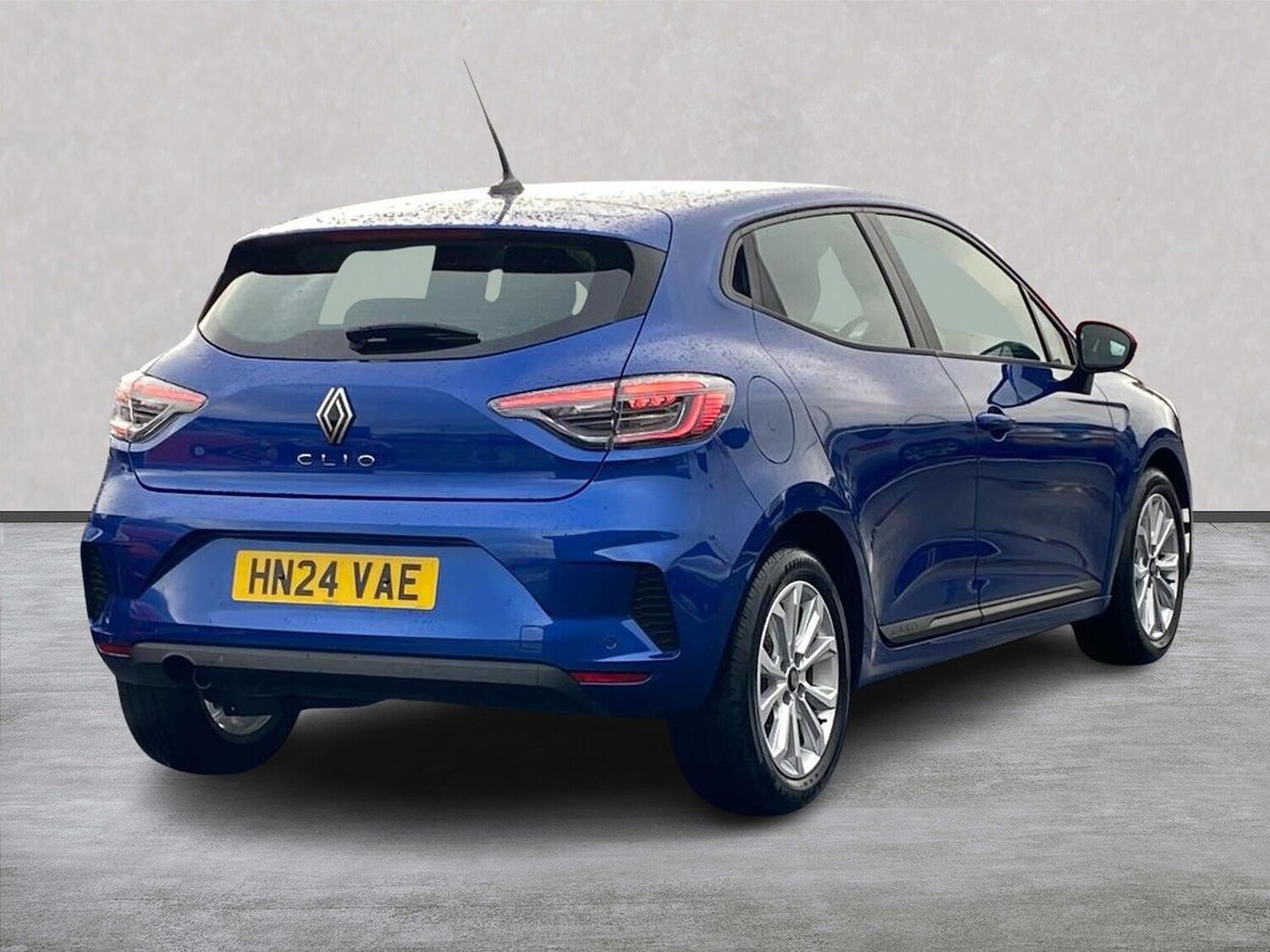 Used Renault Clio 2024 for sale - 76422372: Photo 18