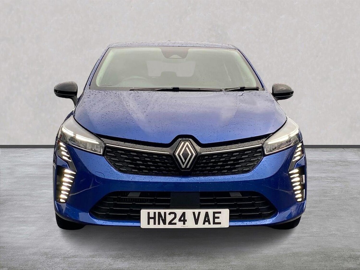 Used Renault Clio 2024 for sale - 76422372: Photo 5