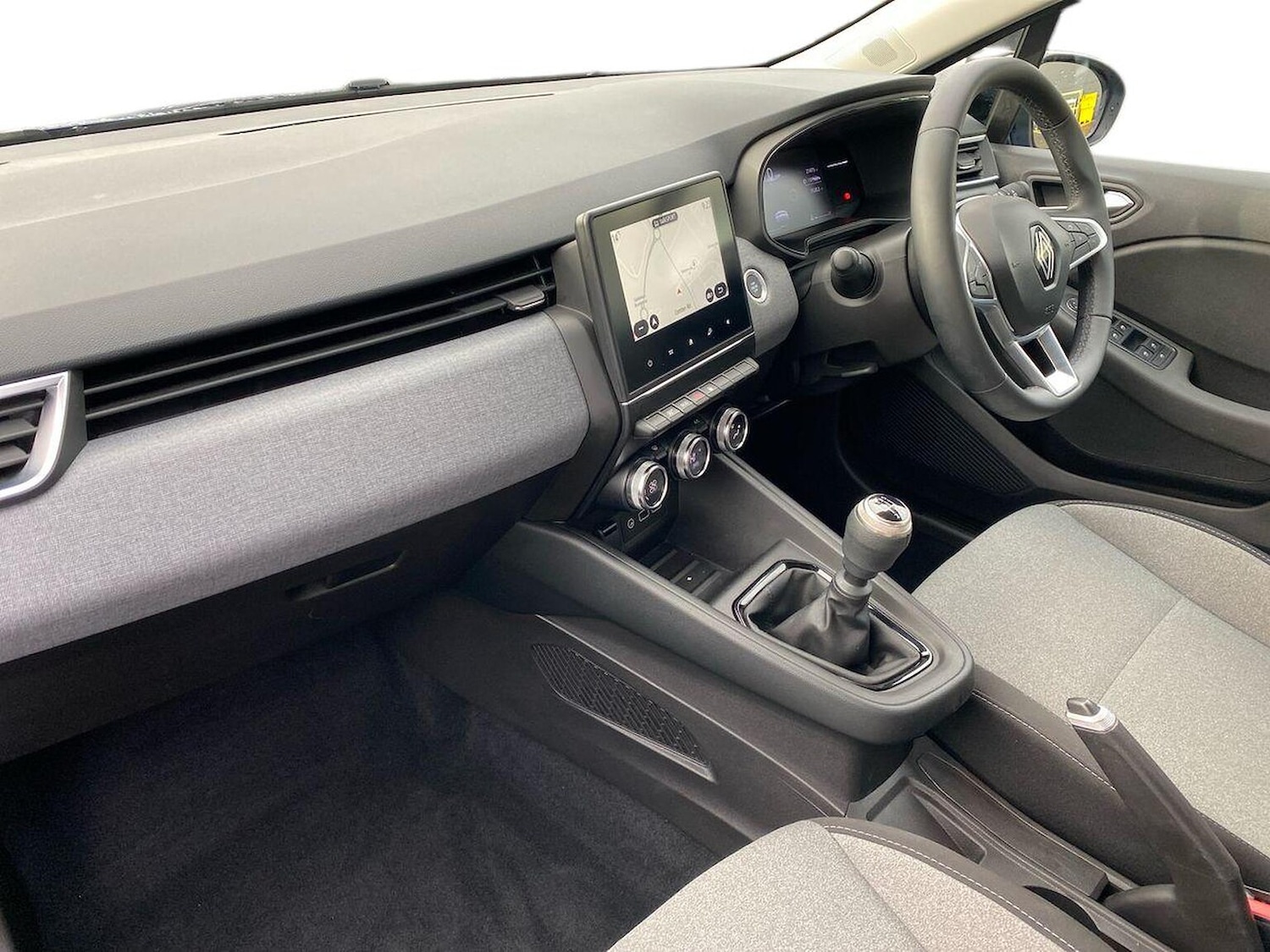 Used Renault Clio 2024 for sale - 76422372: Photo 7