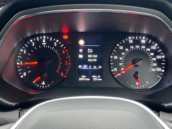 Used Renault Captur 2020 for sale - 76082453: Photo 10