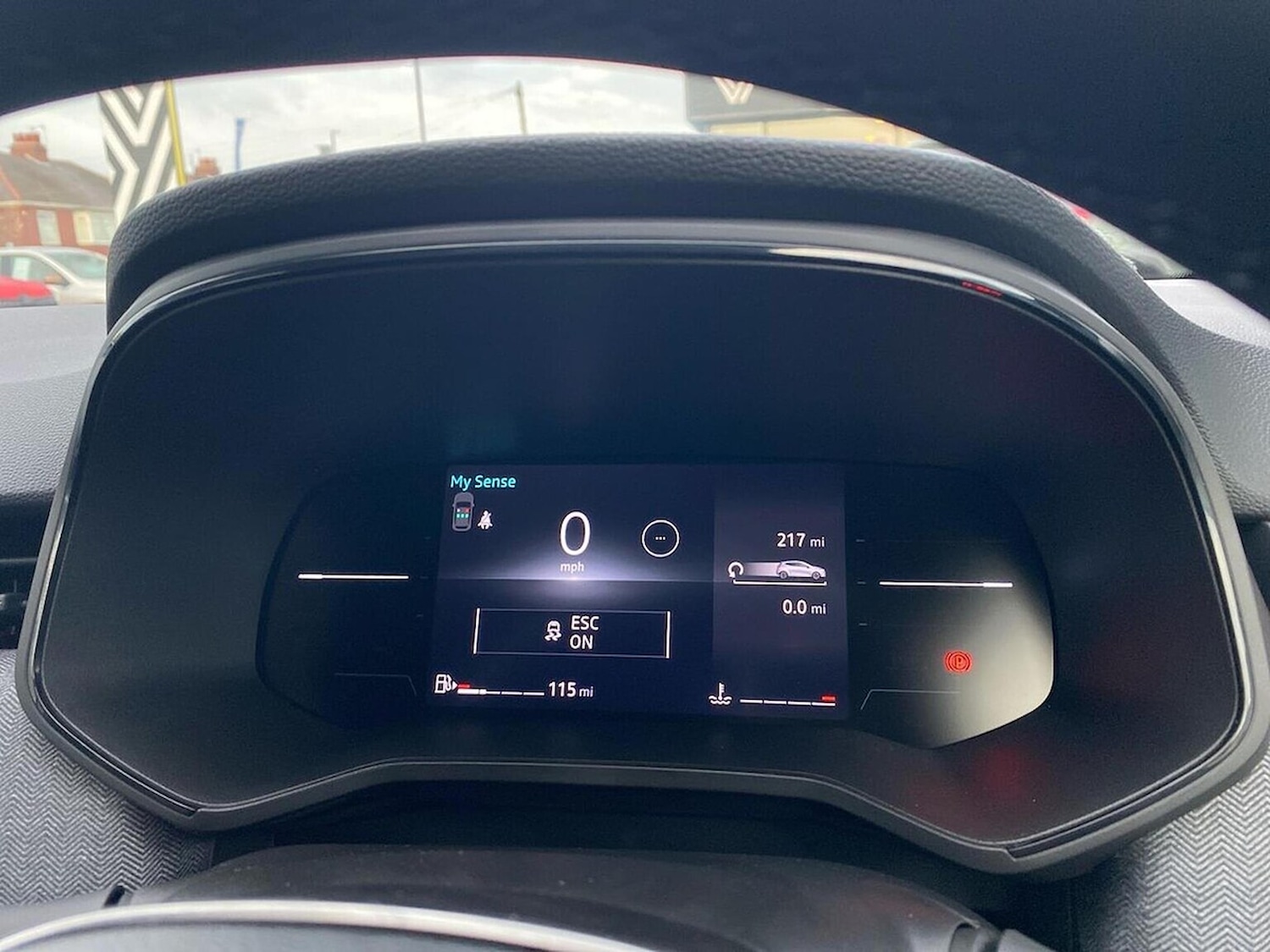 Used Renault Clio 2025 for sale - 76357873: Photo 15