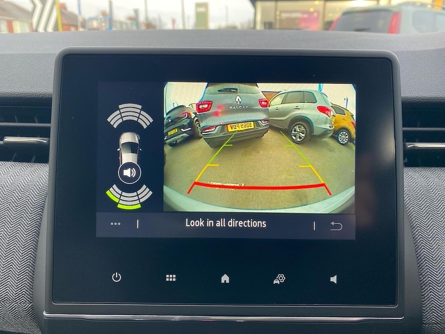 Used Renault Clio 2025 for sale - 76357873: Photo 17