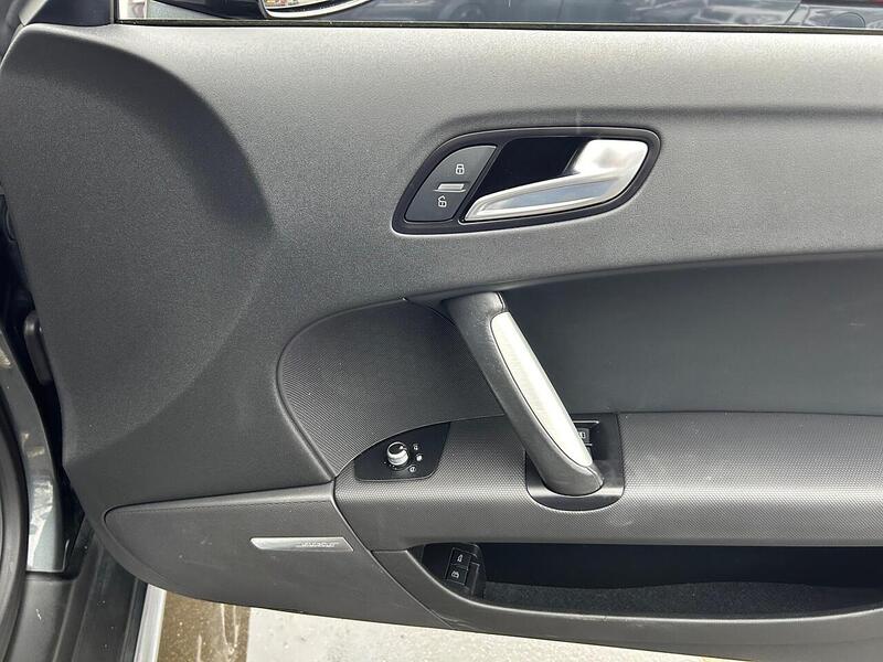 Used Audi TT 2014 for sale - 76547365: Photo 20