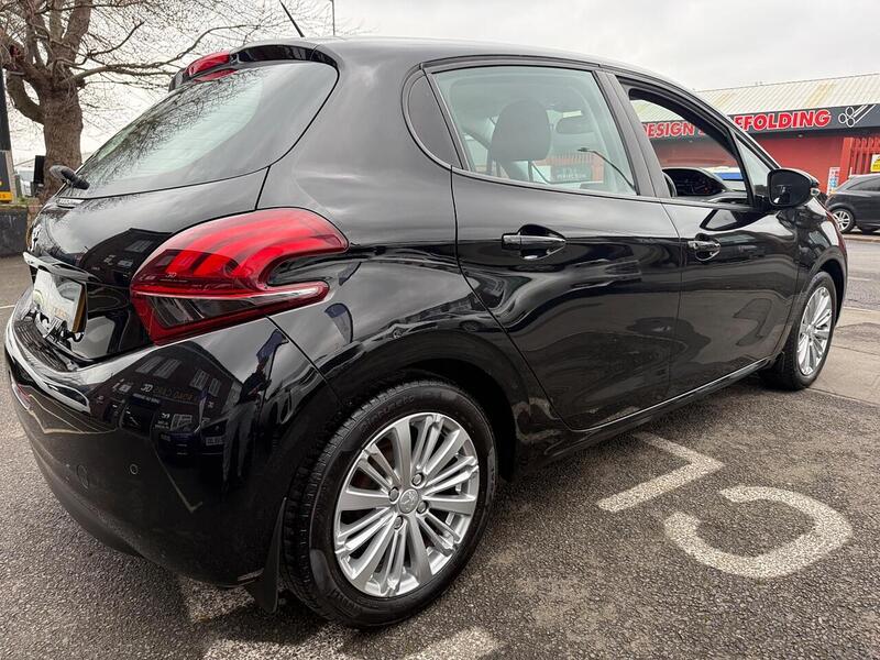 Used Peugeot 208 2019 for sale - 77803153: Photo 12