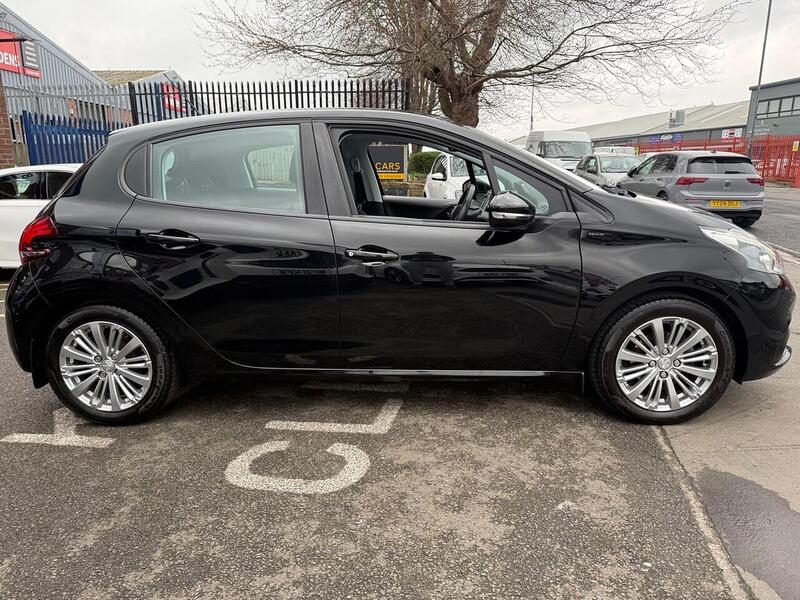 Used Peugeot 208 2019 for sale - 77803153: Photo 16