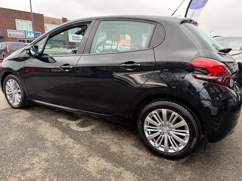 Used Peugeot 208 2019 for sale - 77803153: Photo 5