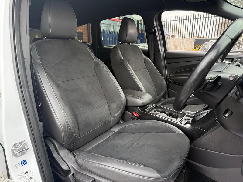 Used Ford Kuga 2017 for sale - 77370324: Photo 17