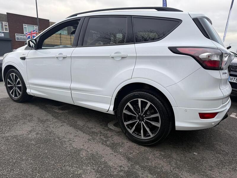 Used Ford Kuga 2017 for sale - 77370324: Photo 8